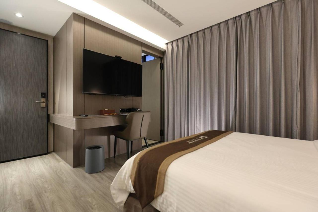 Hualien Pink Corner Hotel Екстер'єр фото