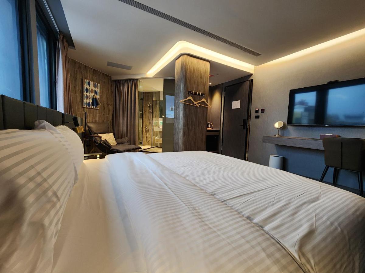 Hualien Pink Corner Hotel Екстер'єр фото