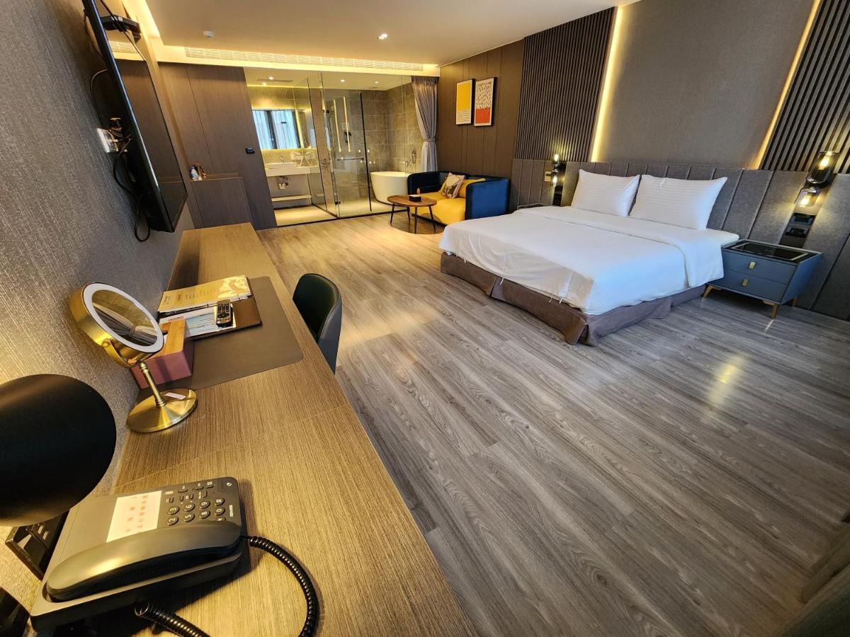 Hualien Pink Corner Hotel Екстер'єр фото