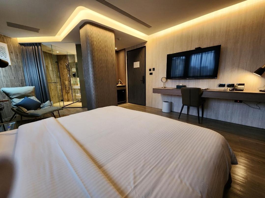 Hualien Pink Corner Hotel Екстер'єр фото