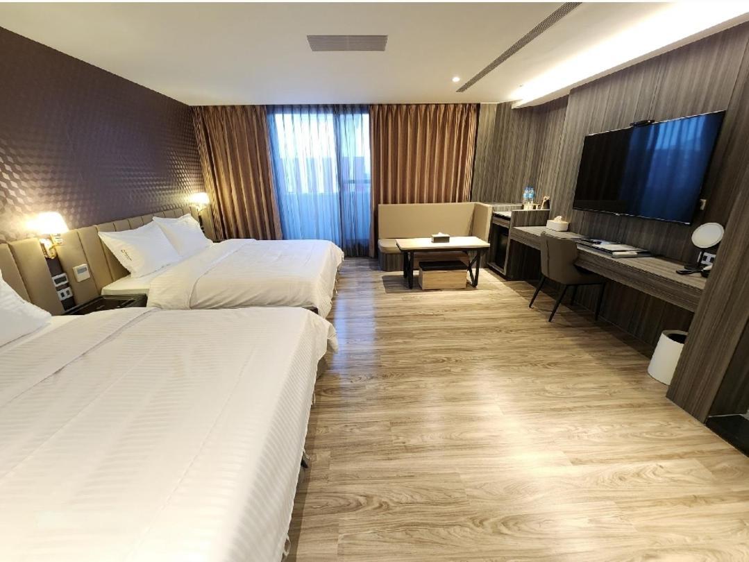 Hualien Pink Corner Hotel Екстер'єр фото