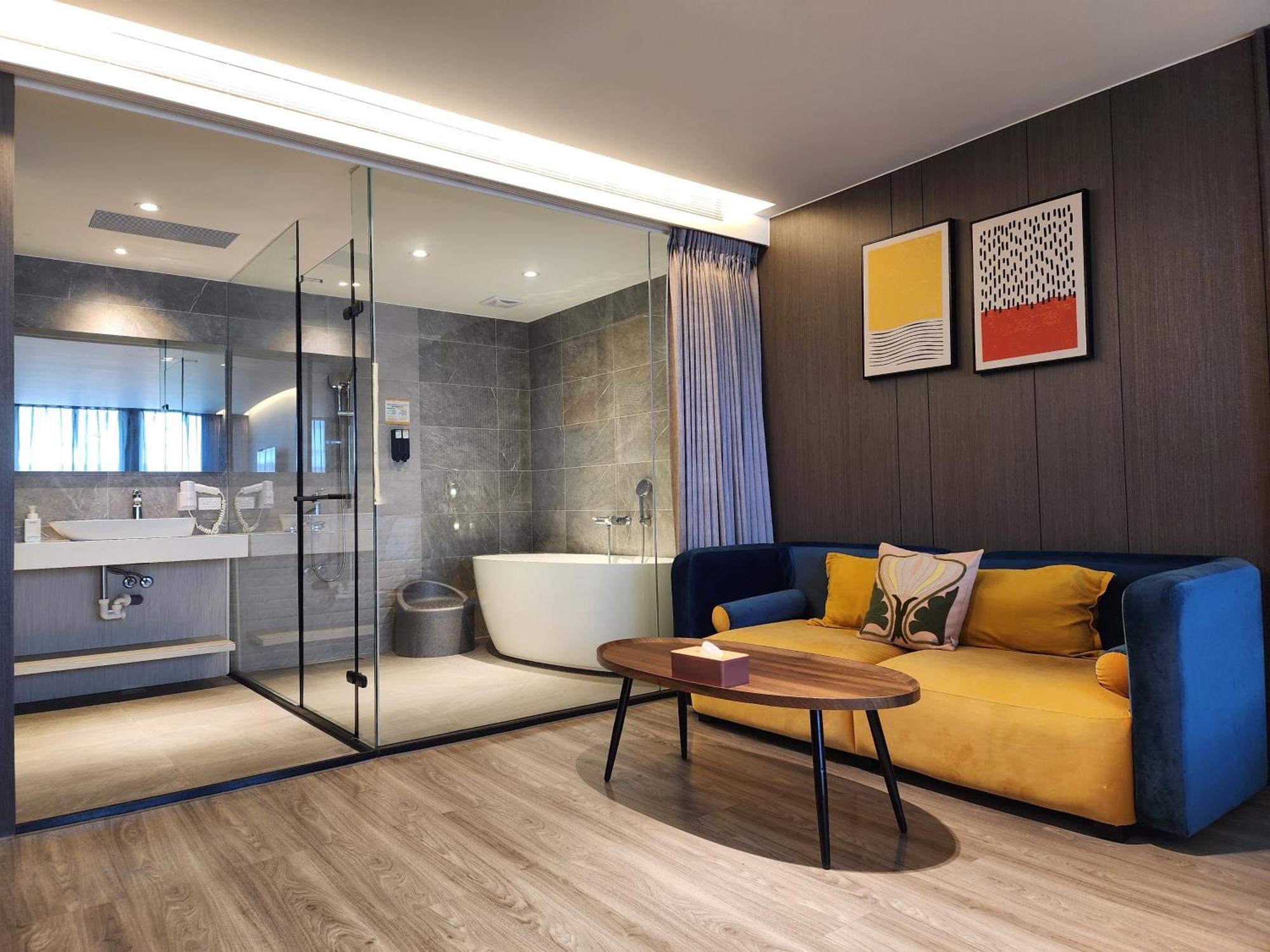 Hualien Pink Corner Hotel Екстер'єр фото